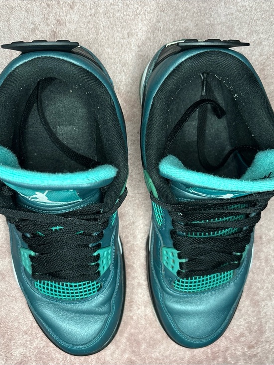 Air Jordan 4 Retro 30th Anniversary Size 9.5 Teal/white-black